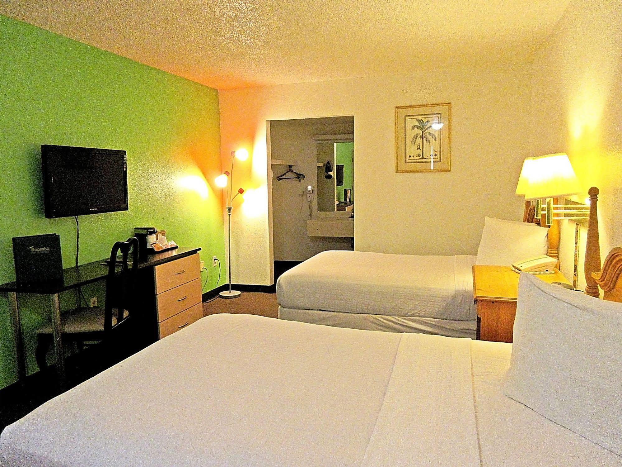 Roomba Inn & Suites At Old Town Kissimmee Bagian luar foto